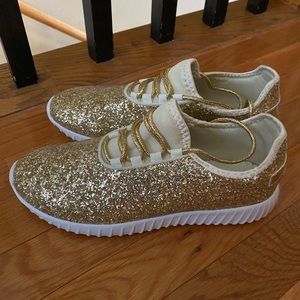 Glitter shoes